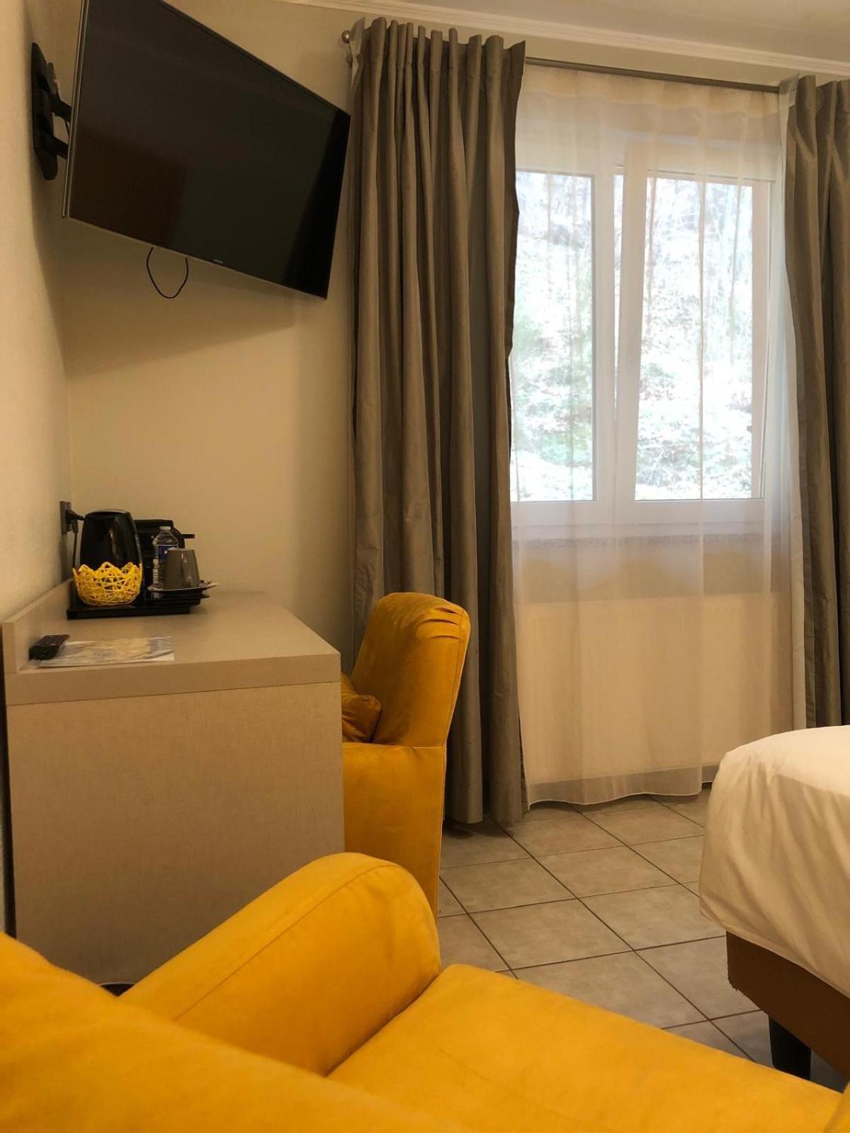 Appart-Hotel Gwendy Bour Eksteriør bilde